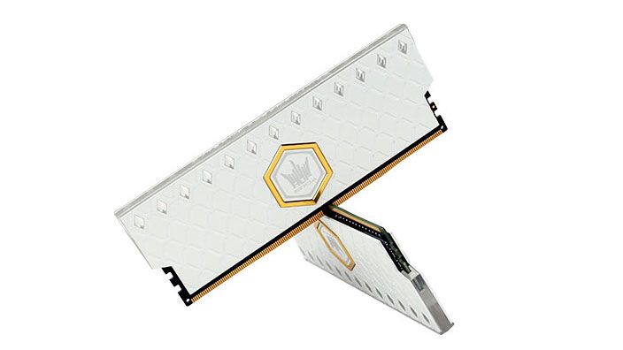 Image 1 : Galax monte ses barrettes DDR4 HOF OC Lab Diamond à 5000 MHz