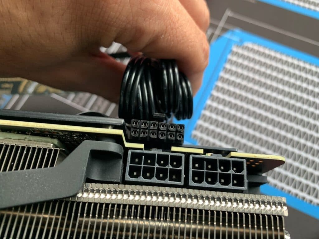 Image 1 : Seasonic lève le voile sur les connecteurs 12 broches des RTX 3000