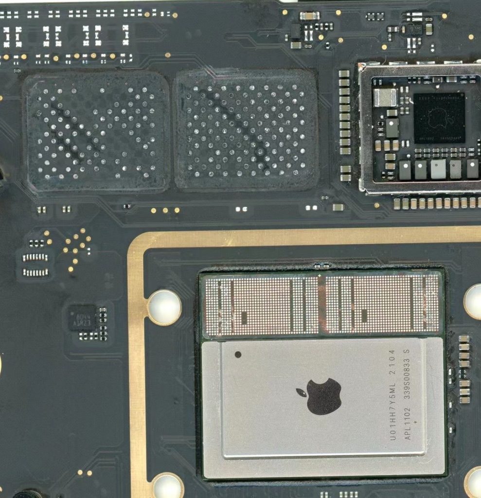 Image 3 : Des ingénieurs bricolent un Mac Mini pour doubler la quantité de RAM et augmenter la capacité de stockage