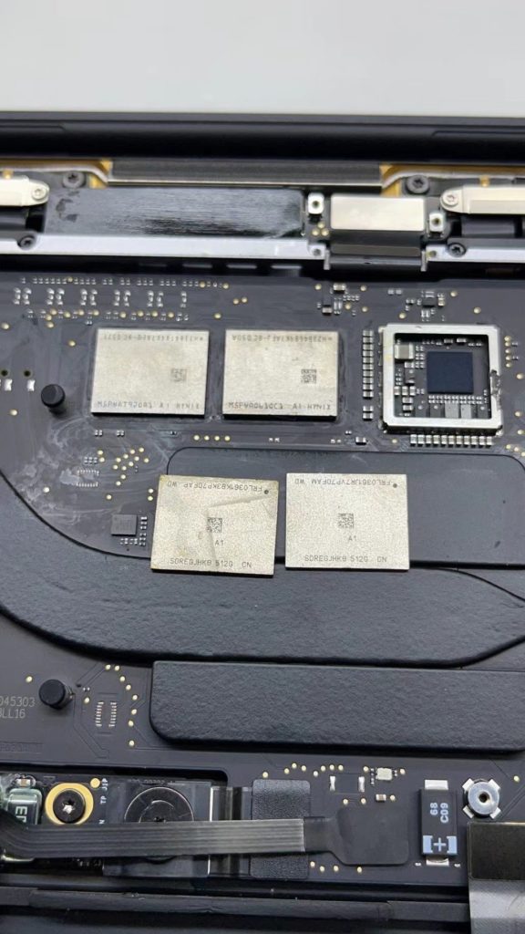 Image 2 : Des ingénieurs bricolent un Mac Mini pour doubler la quantité de RAM et augmenter la capacité de stockage