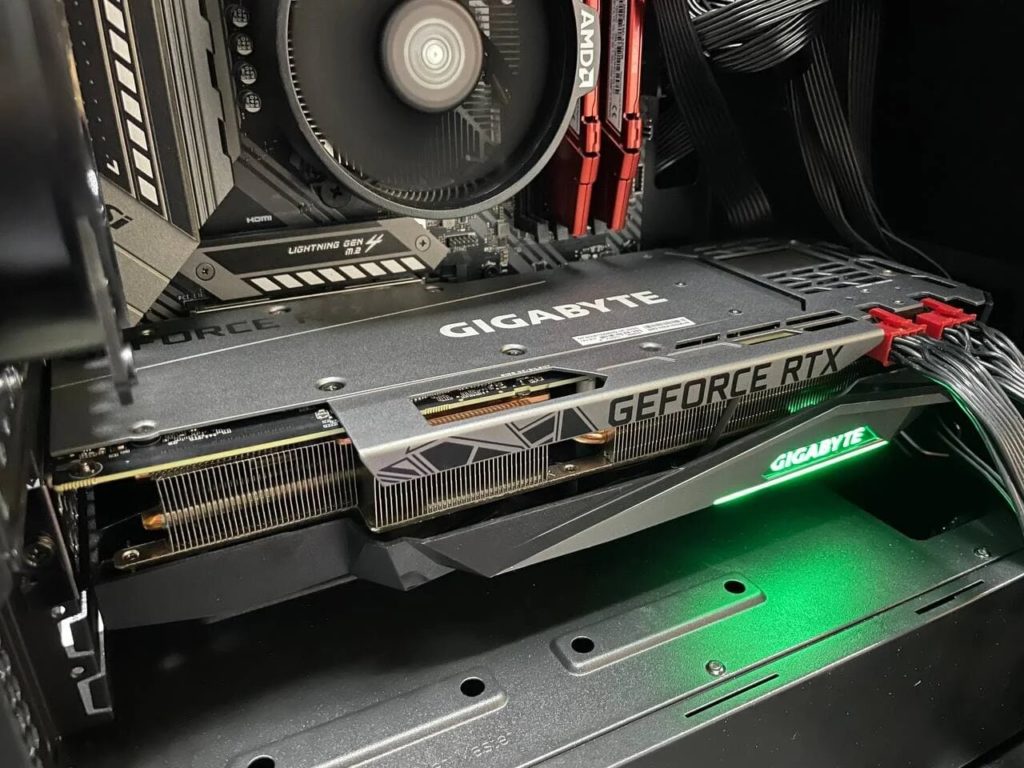 Image 2 : Les GeForce RTX 3080 Ti armées de 20 Go de GDDR6X sont finalement bien réelles