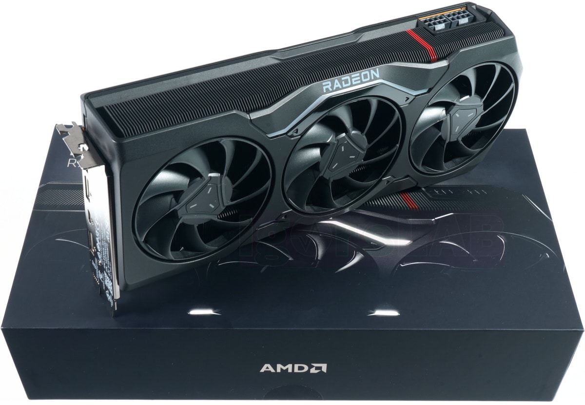 Radeon RX 7900 XTX MBA heats up to 110C, AMD replies that this is normal