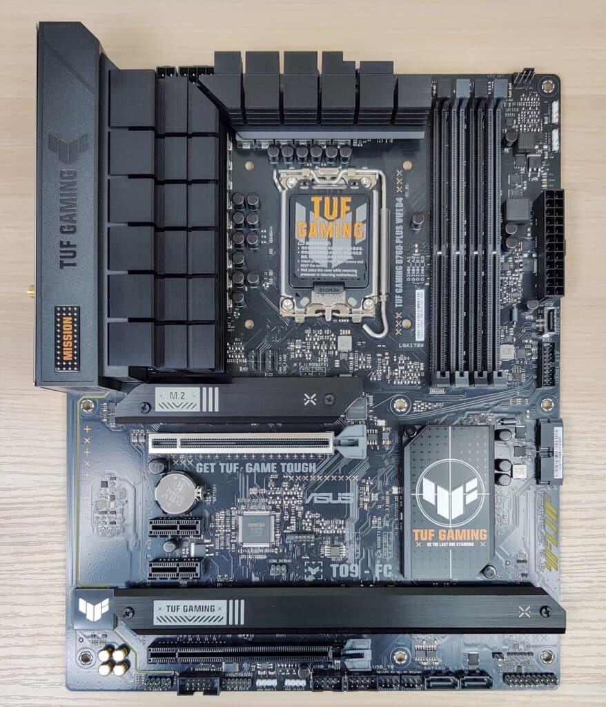 Asus TUF Gaming B760-Plus WiFi D4 front