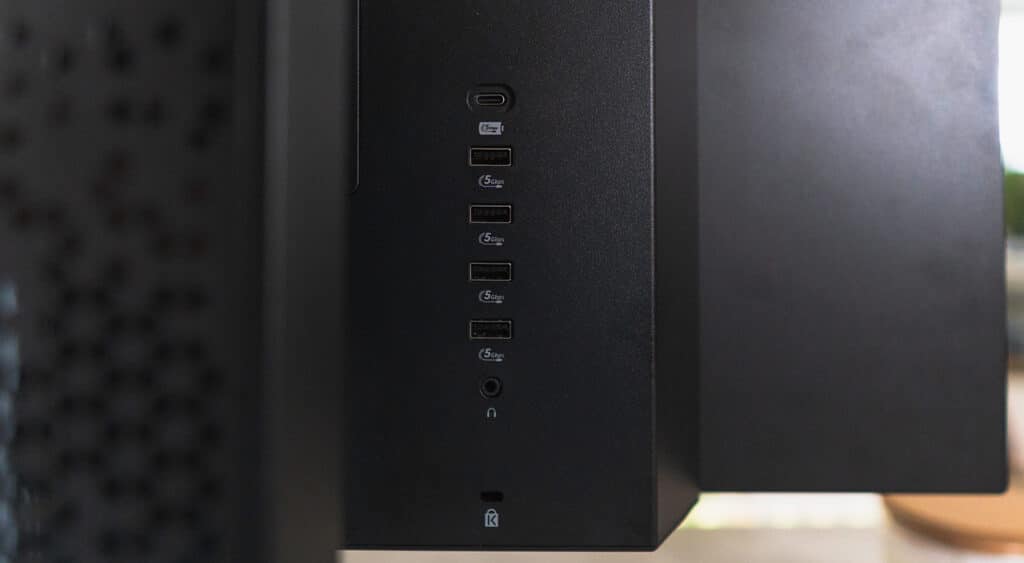 connectiques du corsair 27qhd240 oled