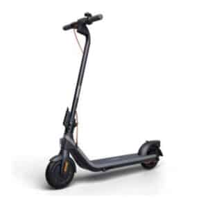 Image 1 : Meilleure trottinette électrique 2023 : notre comparatif pour bien choisir