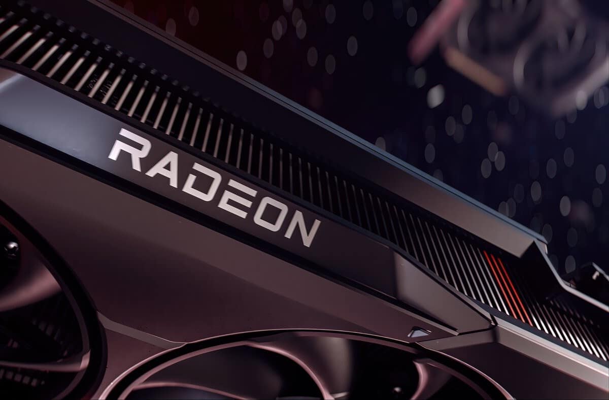 Radeon RX 7600 XT AMD(1)