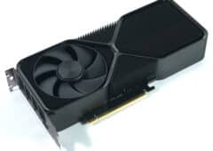 nvidia geforce rtx 4070 super front