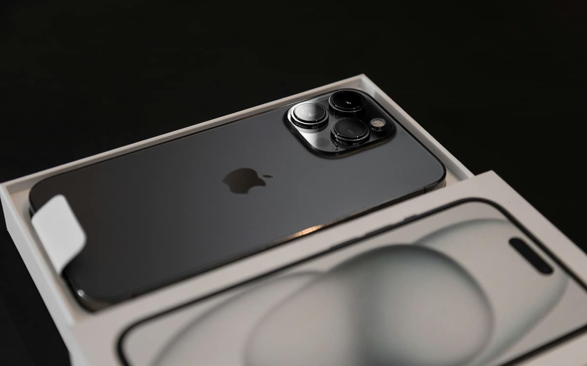 iPhone 16 lentilles verticales