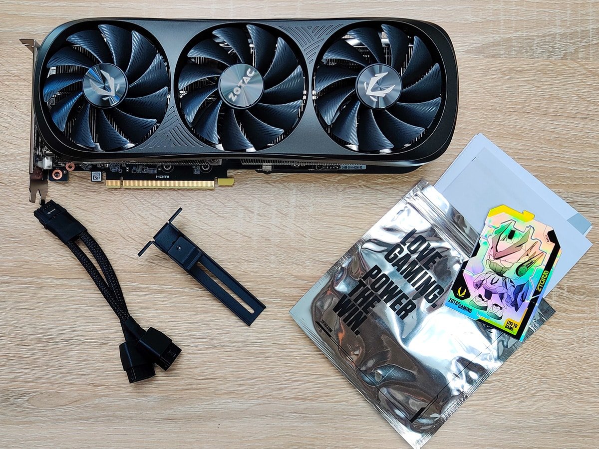 Zotac GeForce RTX 4070 Ti Super Trinity Black Edition bundle