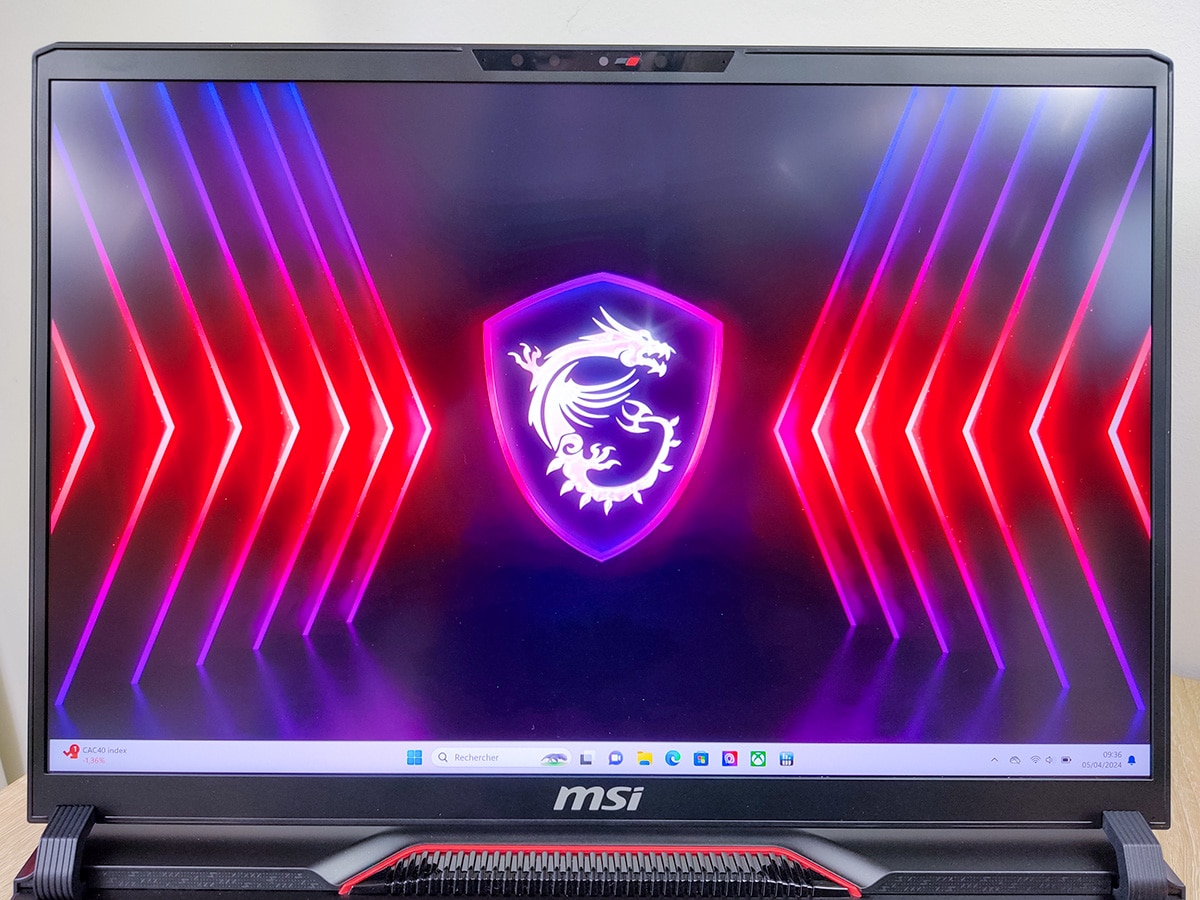 MSI Raider GE78 HX 14VIG 2024 écran