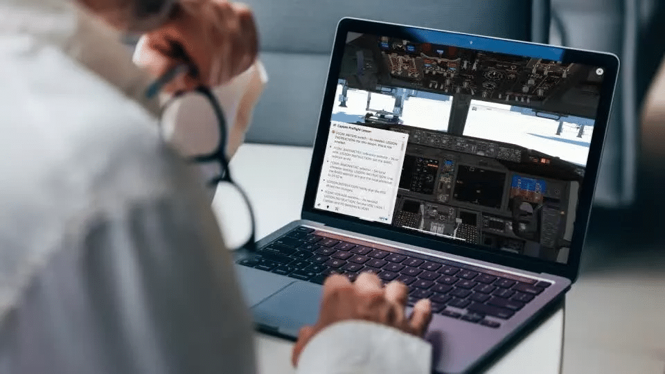 pilote en formation sur flight simulator