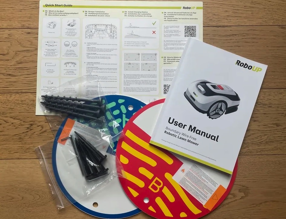 Image 2 : Test Raccoon 2 SE de RoboUp : un robot tondeuse à moins de 500€ parfait pour les petits jardins