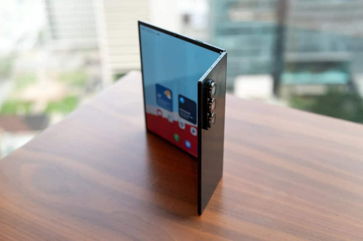 samsung galaxy Z trifold 2