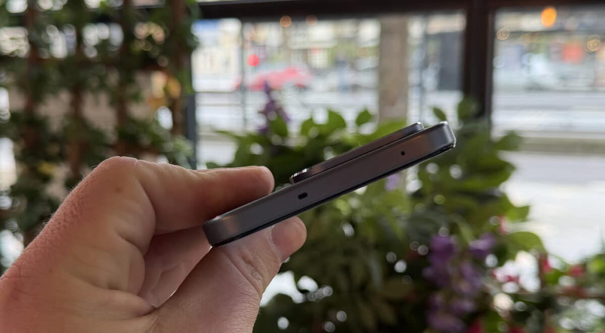 haut parleur tranche inférieure