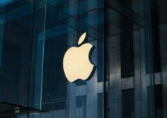 proces apple epic games