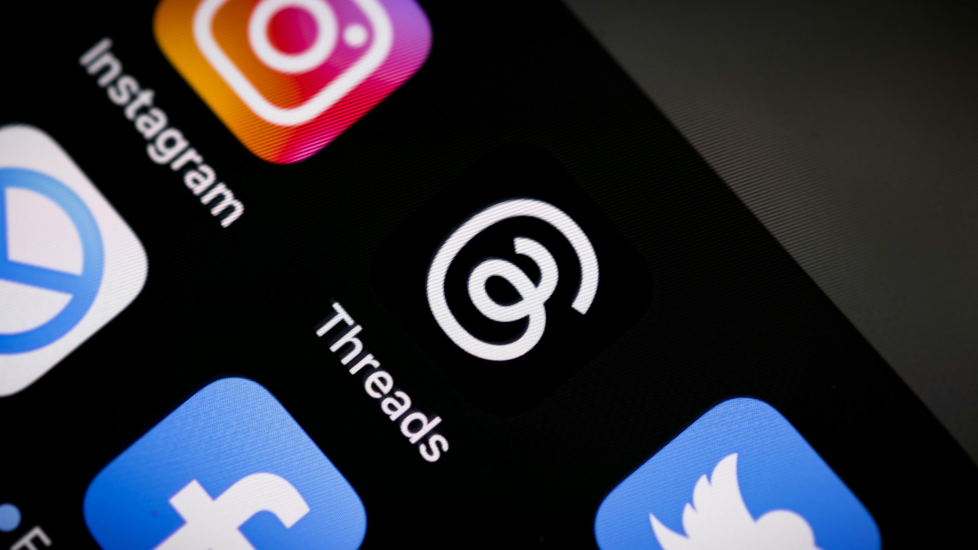 threads avec ia dans les messages