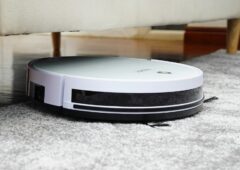 aspirateur robot espion