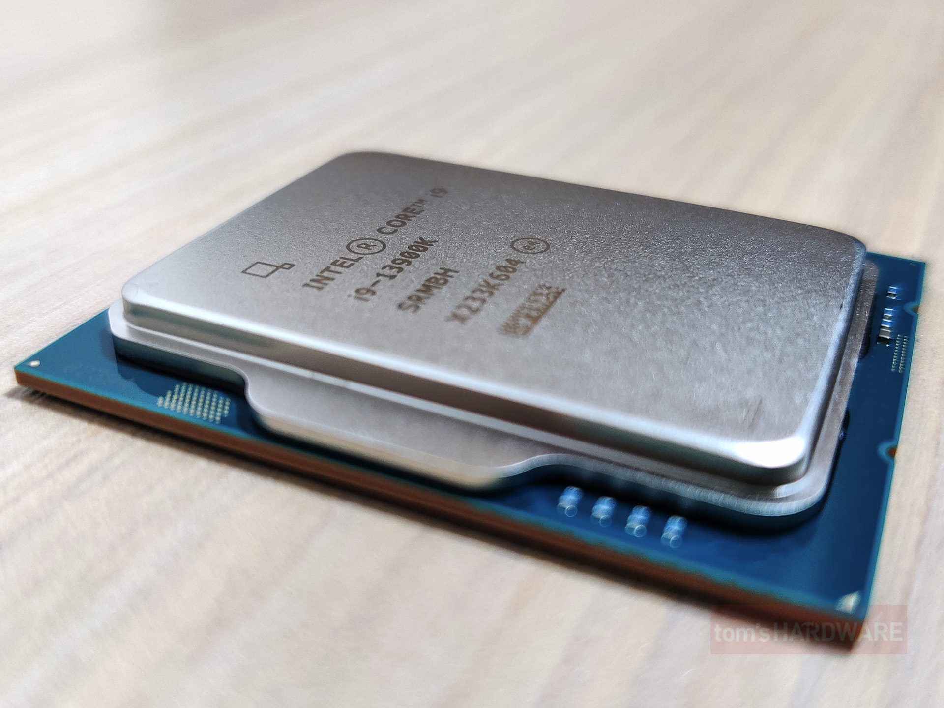 Des clichés exposent le die du Core i9-13900K